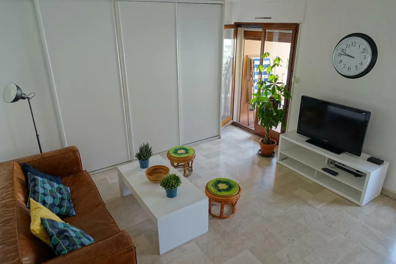 Appartement 38M2 Avec Balcon En Plein Coeur De Ville Hyeres 0*,